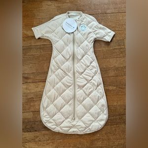 NWT Dream Weighted Transition Swaddle by Dreamland Baby, Size 6-9 months, tan